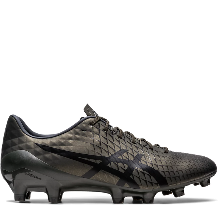 Asics menace deals black